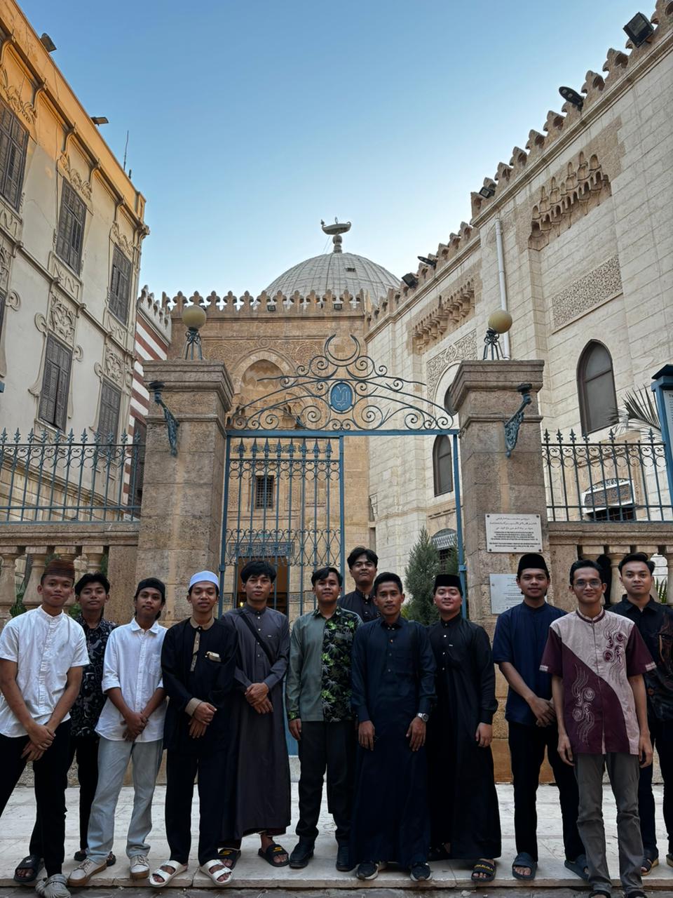 Pemberangkatan Santri elwafa Center | Informasi Kontak dan Informasi Kotntak dan Alamat Kantor elwafa Center